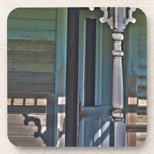 Oude, verlaten huisje drankjes onderzetter