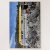 Oude verlaten schoolbus legpuzzel (Verticaal)