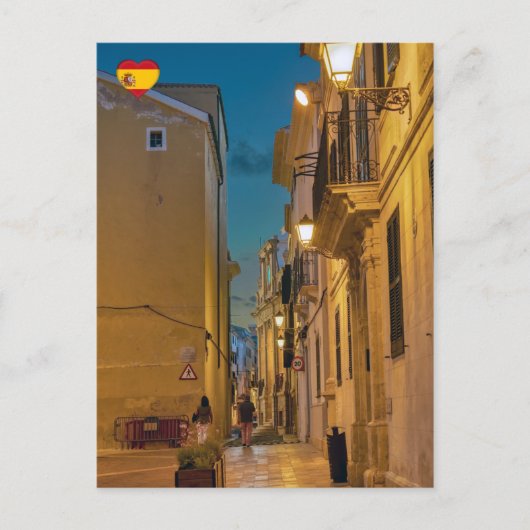 Oude verlichte smalle straat in Mahon - Menorca Briefkaart (Voorkant)