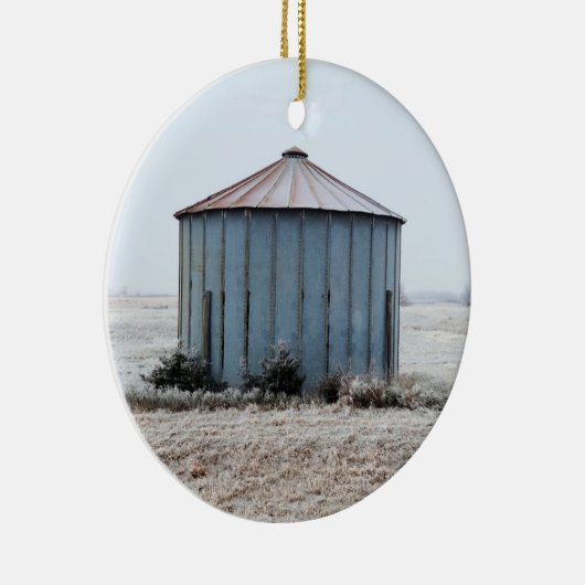 Oude verwekte graankin tijdens de wintertijd keramisch ornament (Rechts)