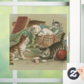 Oude Victoriaanse Kittens Spelend in Naaimandje Raamsticker (Huis)