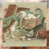 Oude Victoriaanse Kittens Spelend in Naaimandje Raamsticker (Vel 2)