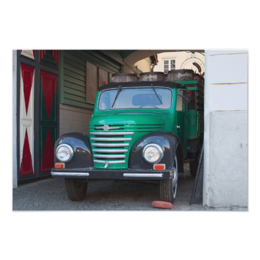 Oude vrachtwagen met bier - print foto afdruk (Voorkant)