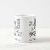 Oude vrouw die in de Kinder slaapmachine van een h Koffiemok (Center)