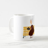 Oude vrouw leest de Bijbel Koffiemok (Voorkant links)