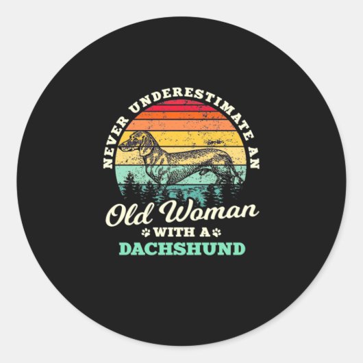 Oude vrouw met een dachshund ronde sticker (Voorkant)