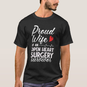 Oude vrouw van een open hartchirurgie Survivor byp T-shirt