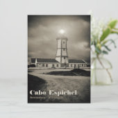 Oude vuurtoren op een storm nacht bedankkaart (Staand voorkant)