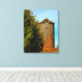 Oude weide Silo Wrapped Canvas Afdruk (Insitu (Houten vloer))