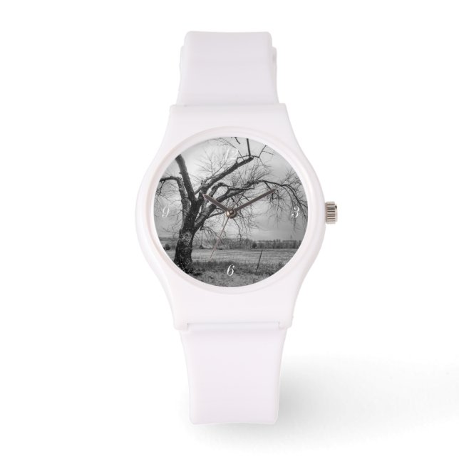 Oude winterboom Grayscale White Horloge (Voorkant)