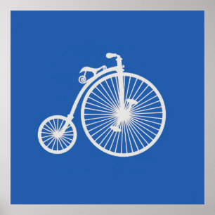 Oude witte fiets op blauw poster