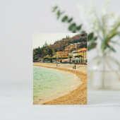 Oude zandige kuststad zeehuizen en bomen briefkaart (Staand voorkant)