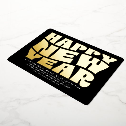 Oudejaarsavond feest leuk trendy retro zwart goud folie uitnodiging (Gedraaid)