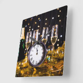 Oudejaarsavond viering SlipperyJoe's champagne Vierkante Klok (Hoek)