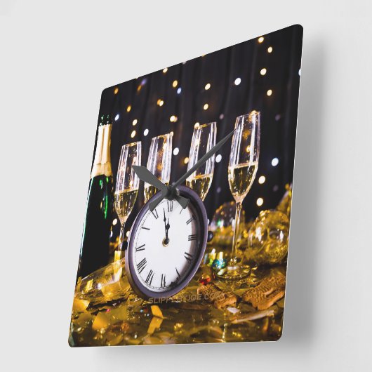 Oudejaarsavond viering SlipperyJoe's champagne Vierkante Klok (Hoek)