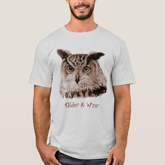 Oudere en wijzer-uil t-shirt (Voorkant)