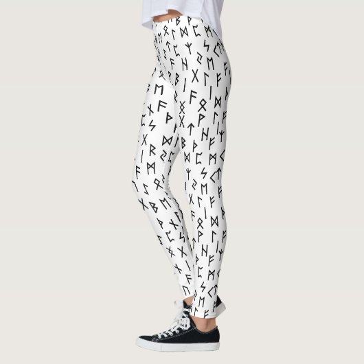 Oudere futhark-runen leggings (Links)