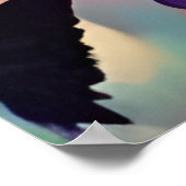 Oudere vrouw in Paars met botervliegen Poster (Hoek)