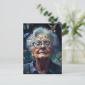 Oudere vrouw met Briefkaart Butterflies (Staand voorkant)