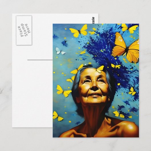 Oudere vrouw met Briefkaart Butterflies (Voorkant / Achterkant)