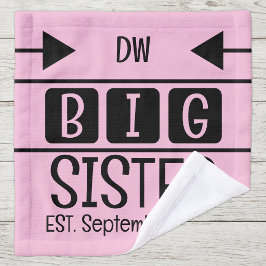 Oudere zus initials est. maand jaar roze washandje