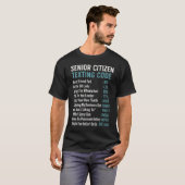 Ouderen Sms Code Pensioen Oud Ouderen T-shirt (Voorkant volledig)