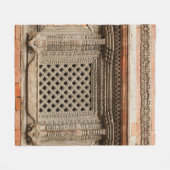 Ouderlijk venster op de Nasal Chowk Courtyard van  Fleece Deken (Voorkant (Horizontaal))