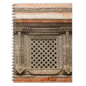 Ouderlijk venster op de Nasal Chowk Courtyard van  Notitieboek (Voorkant)