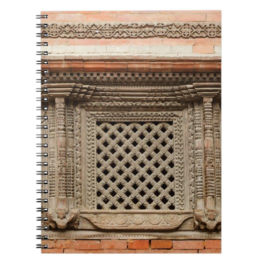 Ouderlijk venster op de Nasal Chowk Courtyard van  Notitieboek (Voorkant)