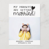 Ouders die een gehuwde kindfoto maken, bewaren de  aankondigingskaart (Voorkant)