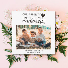 Ouders die gehuwde kinderen krijgen foto-opslagdat aankondiging