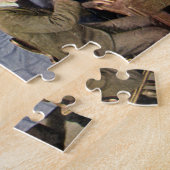 Ouderwetse bar met mensen vieren, een feest legpuzzel (Zijkant)