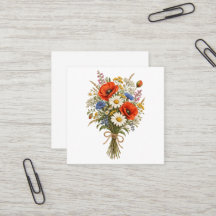 Ouderwetse boeket wilde bloemen met rode klaprozen