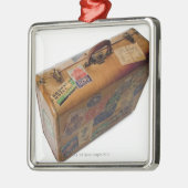 ouderwetse koffer met reissticker metalen ornament (Links)