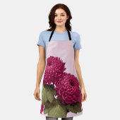 Ouderwetse Magenta Chrysanthemum Bloemig Schort (Gedragen)