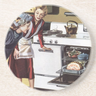 Ouderwetse moeder in de keuken die een paasham koo zandsteen onderzetter