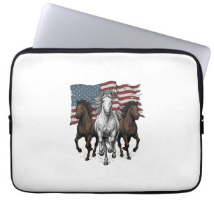 Ouderwetse Patriottische Rennende Paarden Vector D Laptop Sleeve