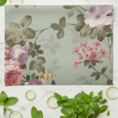 Ouderwetse stoffige olijfgroene bloemendesign theedoek (Gevouwen)