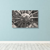 Ouderwetse Wagenwiel Canvas Afdruk (Insitu (Houten vloer))
