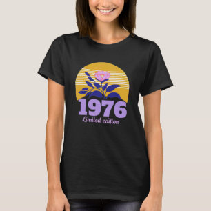 oudroze bloemrijke elegante verjaardags bloemen t-shirt