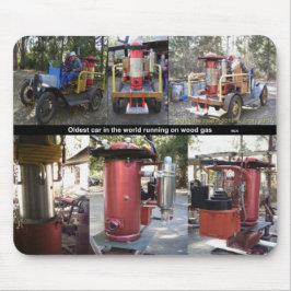 Oudste auto die op hout rijdt muismat