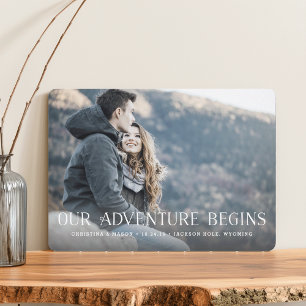 Our Adventure Begins   De foto bewaart de Datum Save The Date