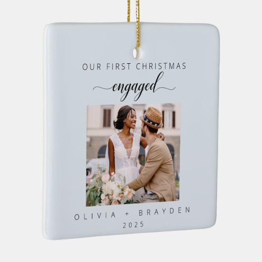 Our First Christmas As Engaged Winter Photo Keramisch Ornament (Rechts)
