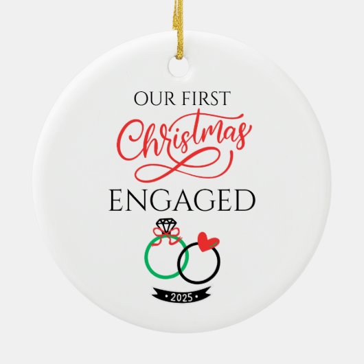 Our First Christmas Engaged 2025 Keramisch Ornament (Achterkant)