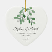 Our First Christmas Engaged Mistletoe Photo Heart  Keramisch Ornament (Achterkant)