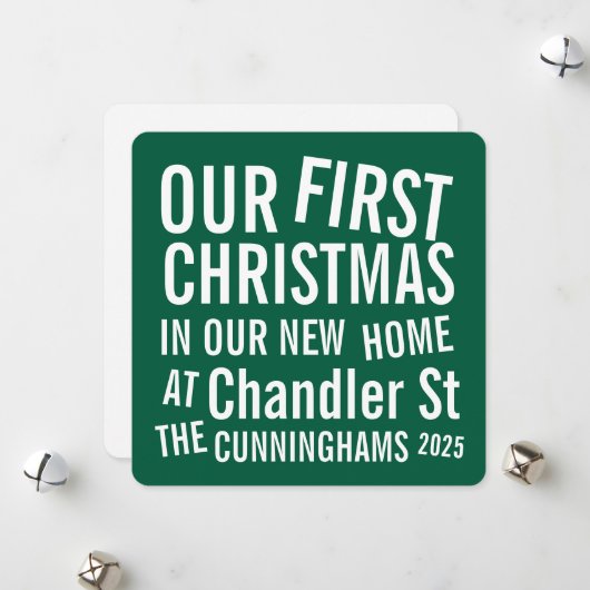 Our First Christmas in our New Home Modern Bold Feestdagenkaart (Voorkant / Achterkant in situ)