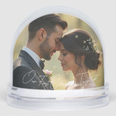 Our First Christmas in the Circle of Love Sneeuwbol (Voorkant)