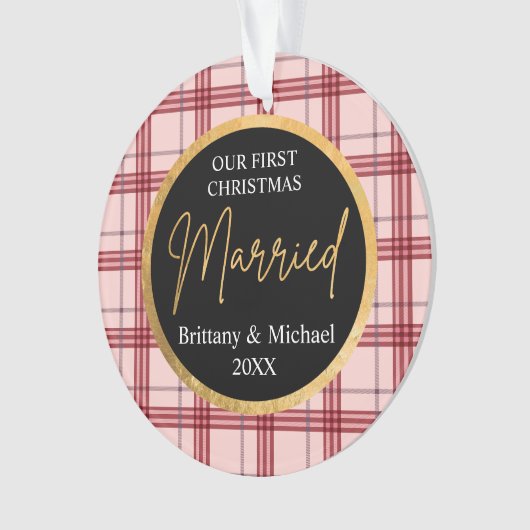 Our First Christmas Married plaid Ornament (voorkant)