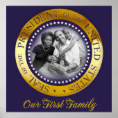 Our First Family, Obama Presidential Seal Portrait Poster (Voorkant)