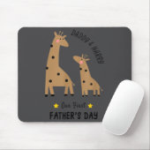 Our First Father's Day 2026, Funny Giraffe Gift Da Muismat (Met muis)